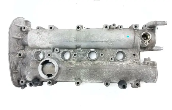 Volkswagen Polo VI Rocker cam cover 