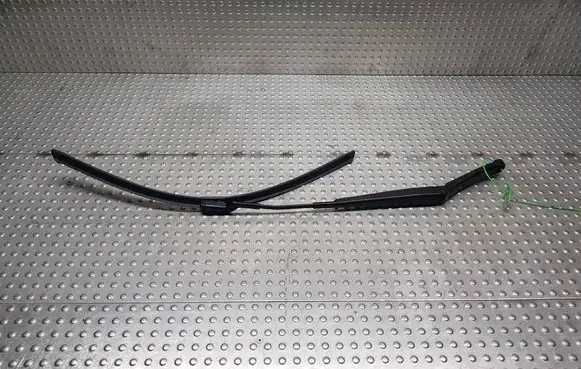 Volkswagen Tiguan Front wiper blade arm S26370397 5N0955410