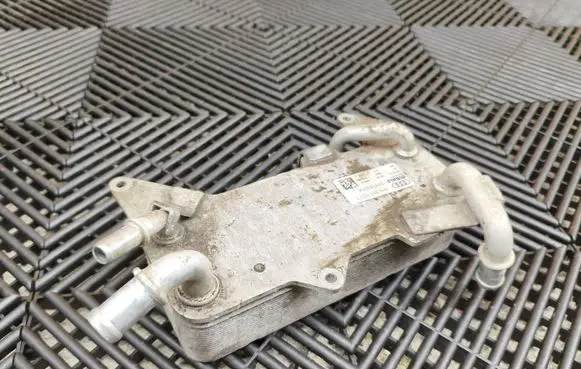 Audi A6 C7 Transmission/gearbox oil cooler 4H0317021T