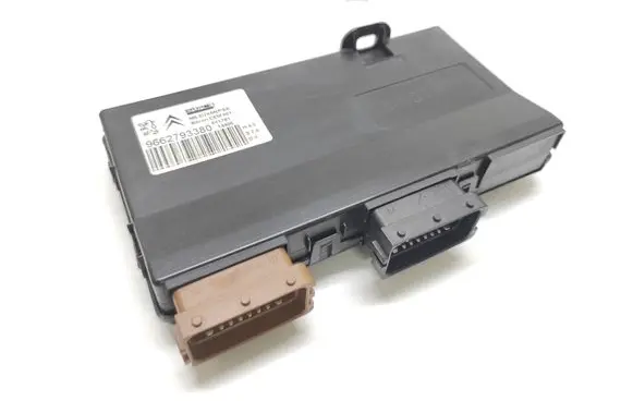 Peugeot 407 Seat control module 9662793380