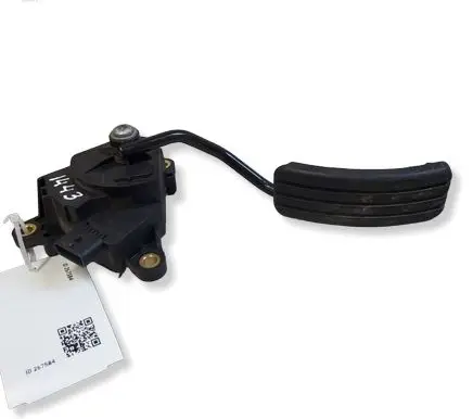 Renault Megane II Accelerator throttle pedal 8200153270
