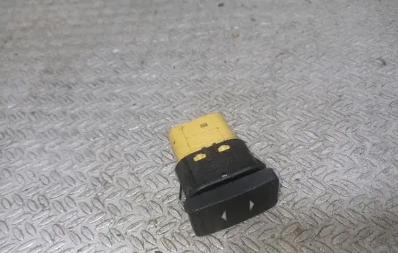 Ford Focus Electric window control switch 6M2T14529DA