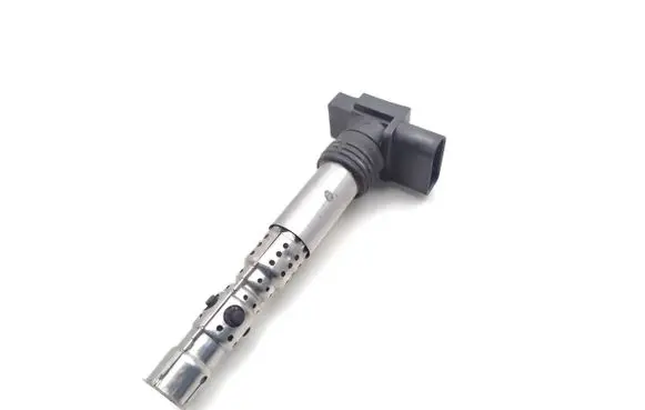 Volkswagen Fox High voltage ignition coil 03D905115F