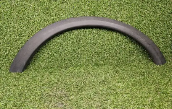 Volvo C30 Rear arch trim 30744044