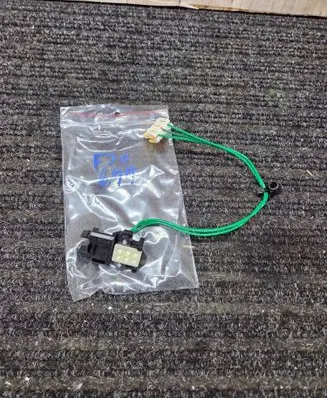 BMW 3 F30 F35 F31 Fuel pressure sensor 7361966 16147361966 16117361966