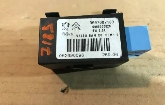 Citroen C6 Seat control module 9657087180