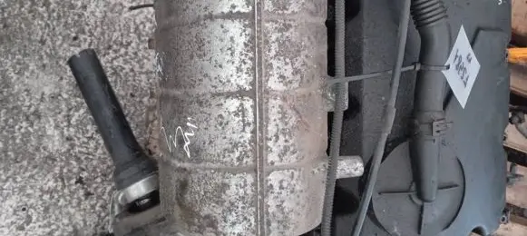 Volkswagen Caddy Intake manifold 038129713BE