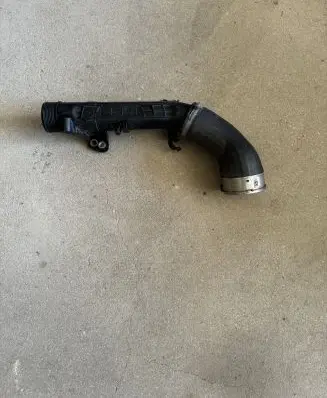 Volvo V60 Intercooler hose/pipe 31422153
