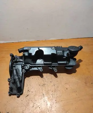 Land Rover Freelander 2 - LR2 Rocker cam cover 9662660480