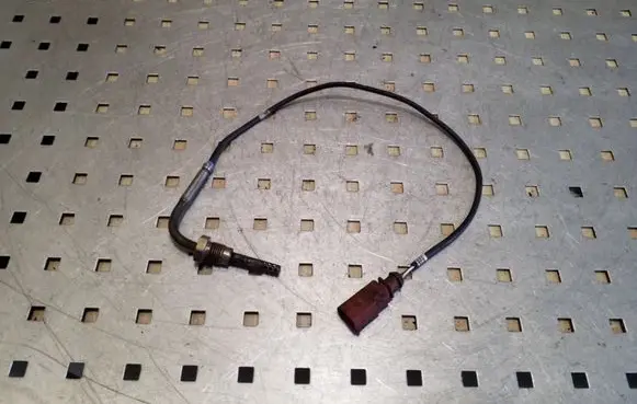 Audi A3 S3 A3 Sportback 8P Exhaust gas temperature sensor 03G906088K