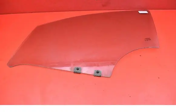 Renault Captur Front door window glass four-door 