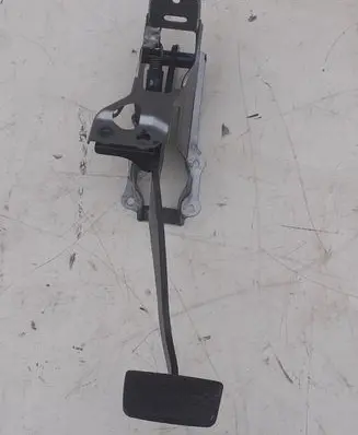 Honda Insight Brake pedal TF0G8