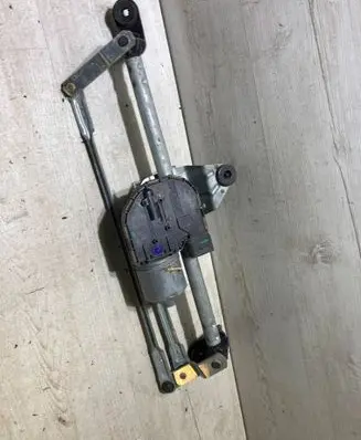 Skoda Octavia Mk3 (5E) Front wiper linkage and motor 5E1955023B