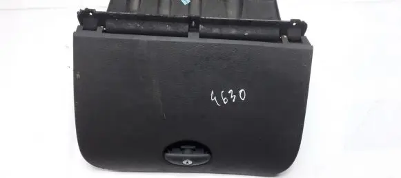 Citroen C5 Glove box 9632612977