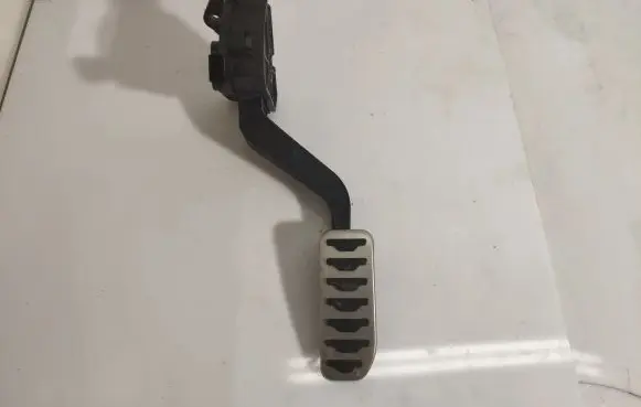 Land Rover Discovery Sport Accelerator throttle pedal GK7M9F836BB