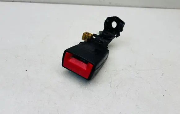 Audi Q3 8U Rear seatbelt buckle 4G0857740A