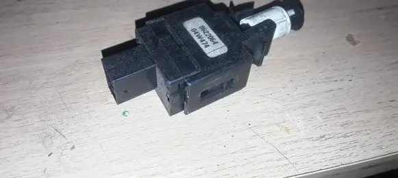 Volvo V70 Brake pedal sensor switch 8622064