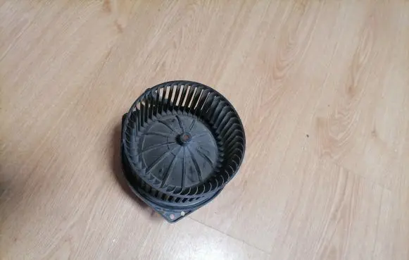 Nissan Serena Heater fan/blower