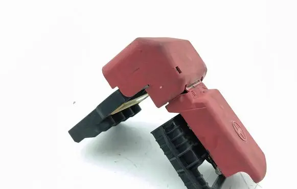 Toyota Prius (XW50) Battery relay fuse 7173305330