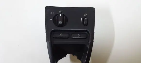 Volvo XC90 Light switch 30739302
