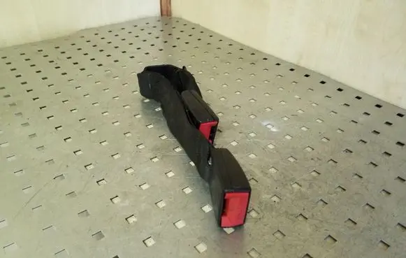 BMW 1 E81 E87 Middle seatbelt buckle (rear) 9117251