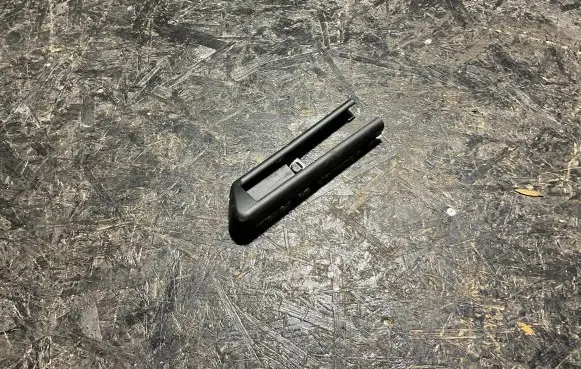 BMW 5 GT F07 Front door seat control surround trim 52106981782 6981782