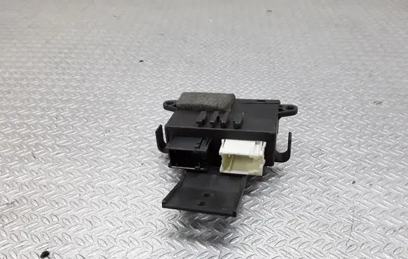BMW 3 E46 Wing mirror control module 61316913364