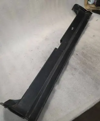 BMW 5 E34 Trunk/boot sill cover protection 8126559