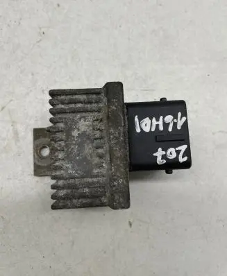 Peugeot 207 Glow plug pre-heat relay 8H70