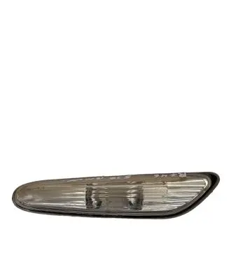 BMW 5 E60 E61 Front fender indicator light 69239203