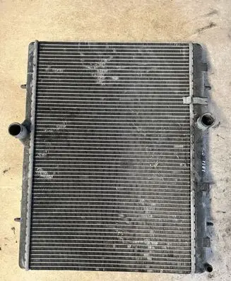 Citroen C4 I Coolant radiator
