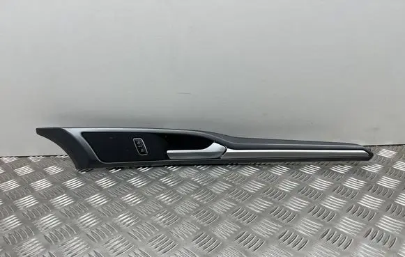 Ford Fusion II Front door interior handle DS7319B152AA