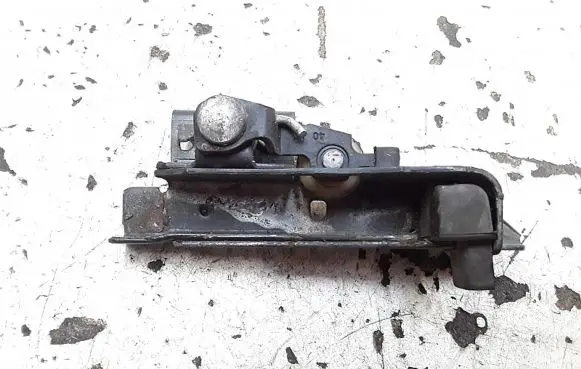 Renault Kangoo II Sliding door latching motor 497760d