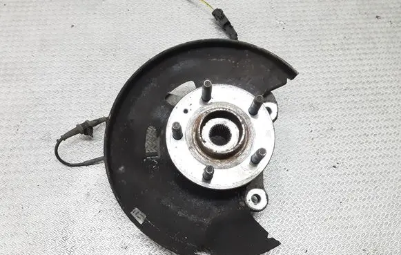Front wheel hub spindle knuckle