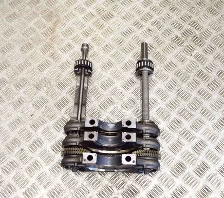 Mercedes-Benz E W213 Balance shaft A6540340000 A6540300400