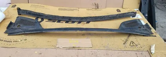 Citroen DS4 Wiper trim 1212212