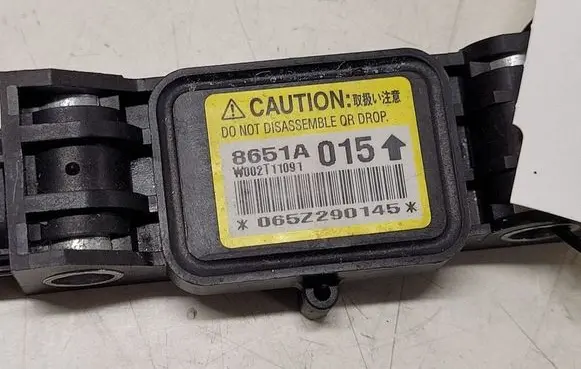 Mitsubishi Grandis Airbag deployment crash/impact sensor 8651A015 W002T11091 065Z290145
