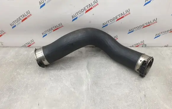 Intercooler hose/pipe