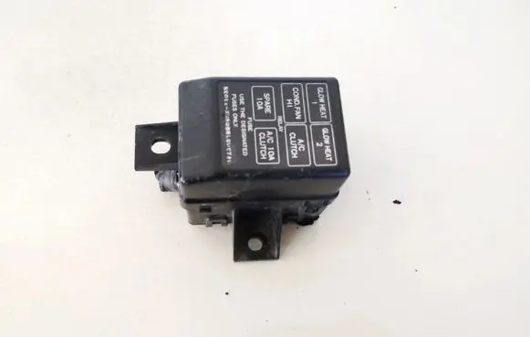 Mitsubishi Carisma Fuse box set