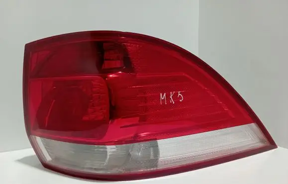 Volkswagen Golf V Rear/tail lights 1K9945096 1K9945112A