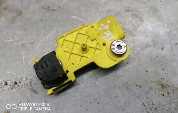 Nissan Almera Airbag deployment crash/impact sensor 24460761