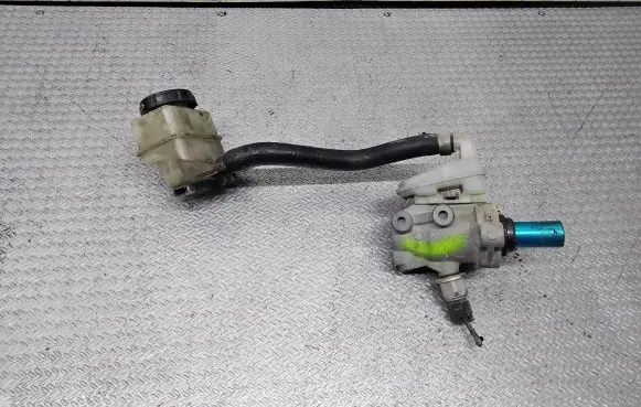 Nissan Murano Z50 Master brake cylinder