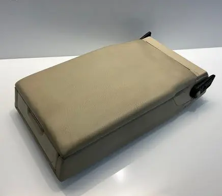 Mercedes-Benz E W211 Rear seat armrest 