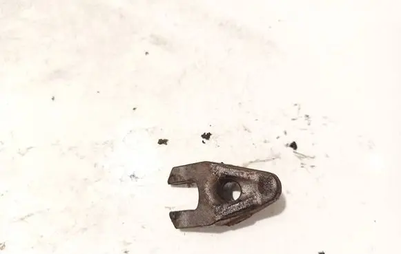 Peugeot Partner Fuel Injector clamp holder 
