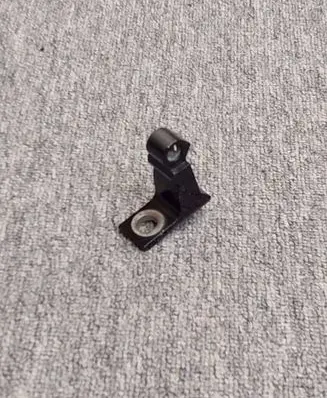 Volkswagen Golf VIII Rear door lower hinge 5H0833401A