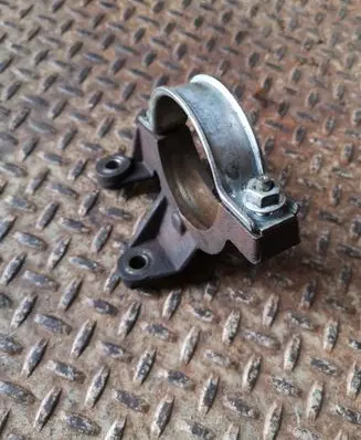 Ford Focus Driveshaft support bearing bracket AV613K305CA