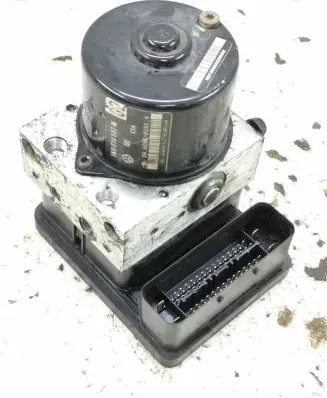 Skoda Octavia Mk2 (1Z) ABS Pump 1K0907379Q 00005305F3 10096003553