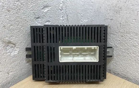 BMW 5 E60 E61 Light module LCM 6943287 57762110