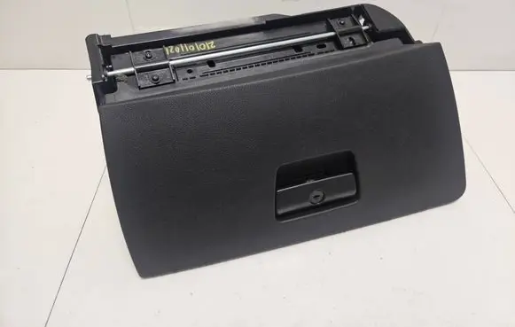 BMW 3 E92 E93 Glove box 7075477 7120408