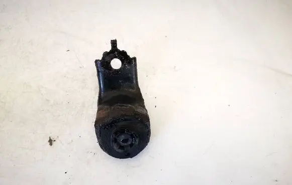 Honda Accord Radiator mount bracket 